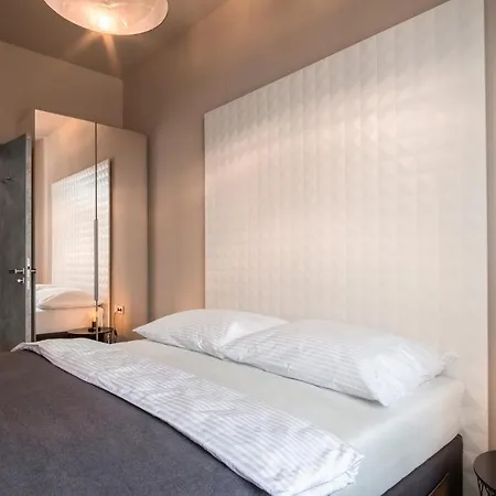 Hotel apartamentowy Rimska 14 Praga