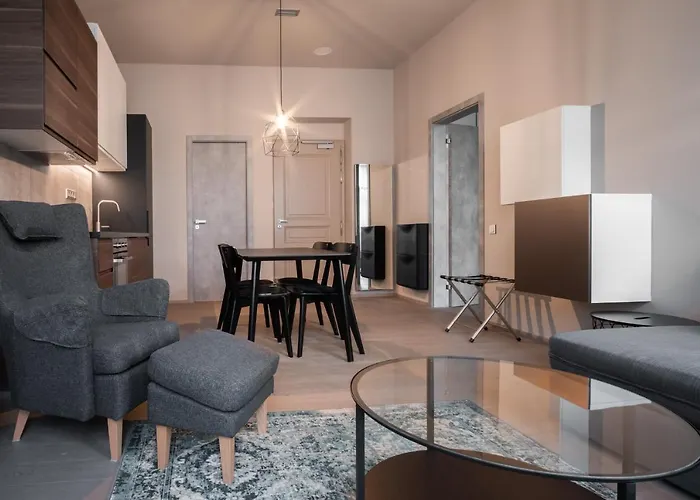 Rimska 14 Lägenhetshotell 4*