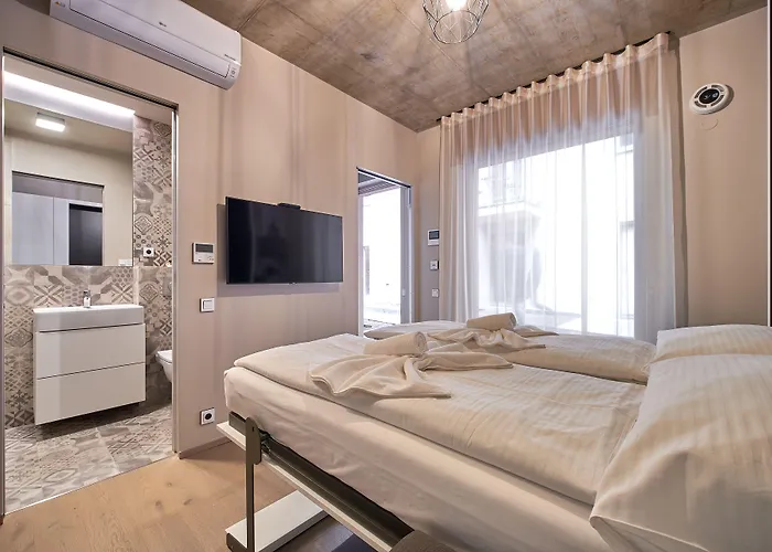 Rimska 14 Lägenhetshotell 4*