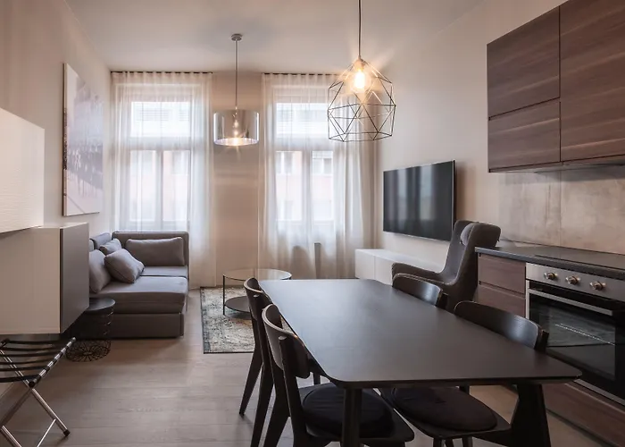 Lägenhetshotell Rimska 14 Prag