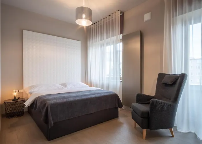 Rimska 14 Aparthotel 4*