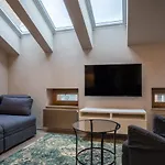 Rimska 14 Aparthotel 4*