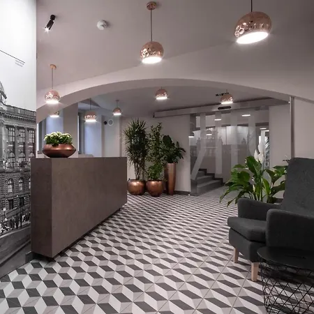 Rimska 14 Aparthotel 4*