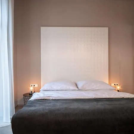 Rimska 14 4* Prága