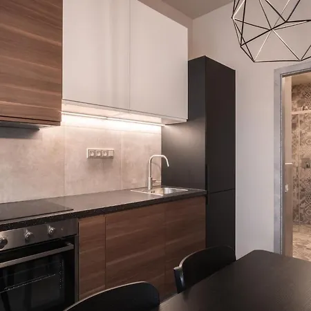 Rimska 14 Apart-hotel 4*