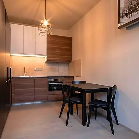 Aparthotel Rimska 14