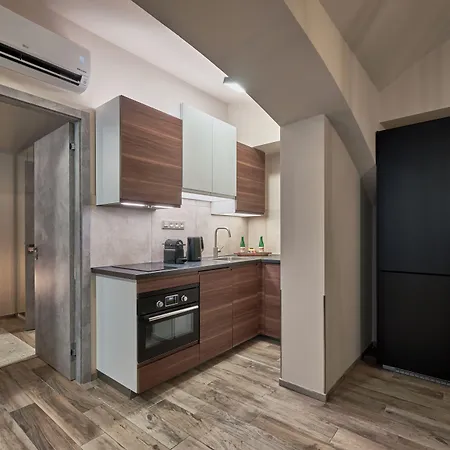 Aparthotel Rimska 14