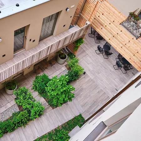 Rimska 14 Hotel apartamentowy Praga