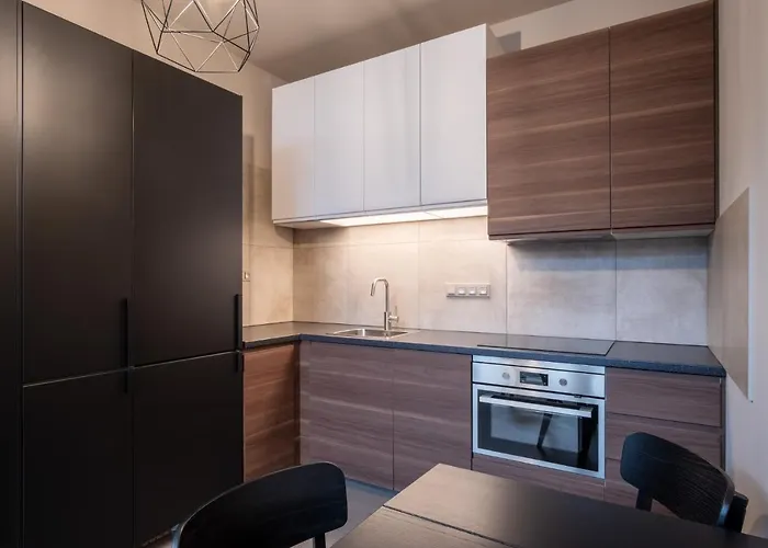 Rimska 14 Hotel apartamentowy 4*