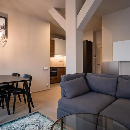 Rimska 14 Aparthotel 4*