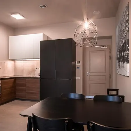 Rimska 14 Hotel apartamentowy 4*
