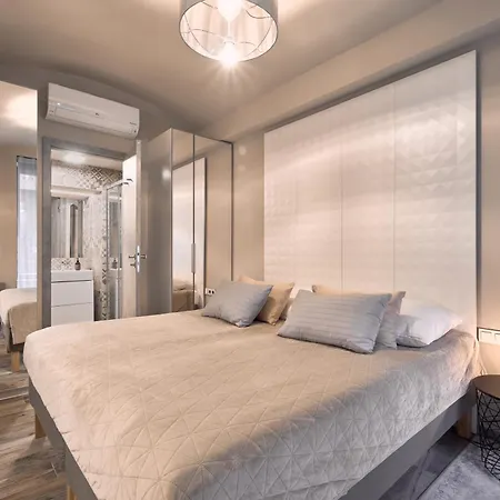 Rimska 14 Aparthotel 4*